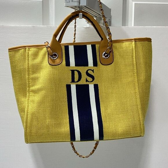 Lily&Bean London The Lily Canvas Medium Monogrammed Fabric Box Bag - Picture 14 of 14